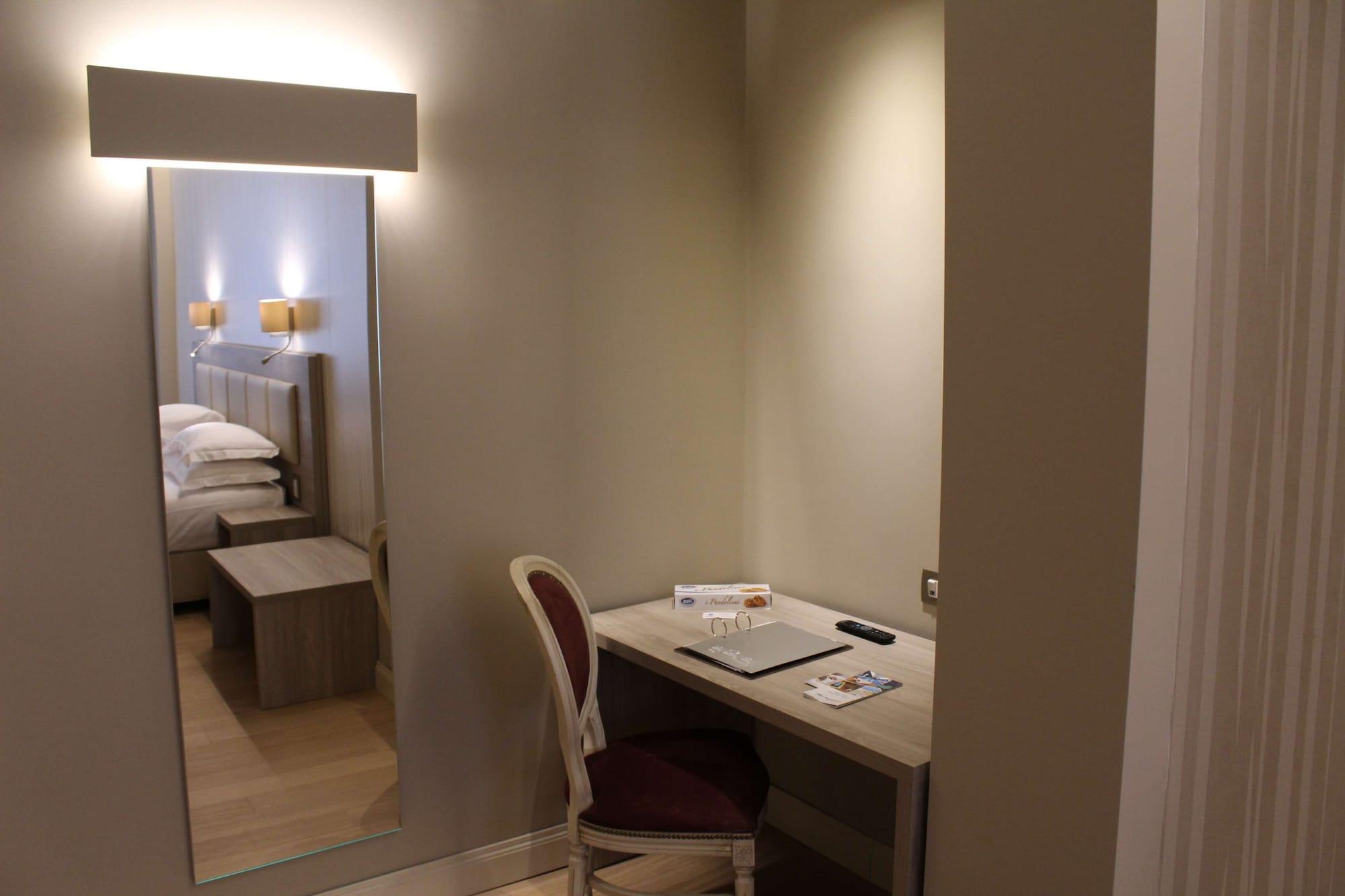 Best Western Hotel Moderno Verdi Генуя Екстер'єр фото